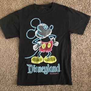 Disneyland glow in the dark shirt